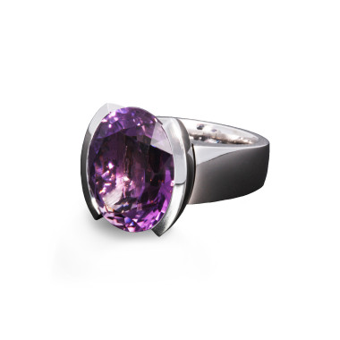         Weißgold, Ringe, Richarzatelier Amethyst Ring