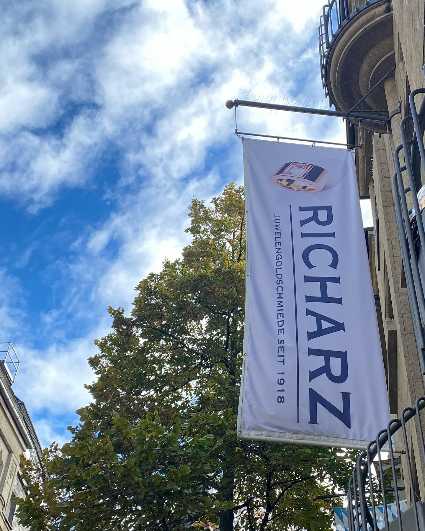 Instagram 15.10.2022