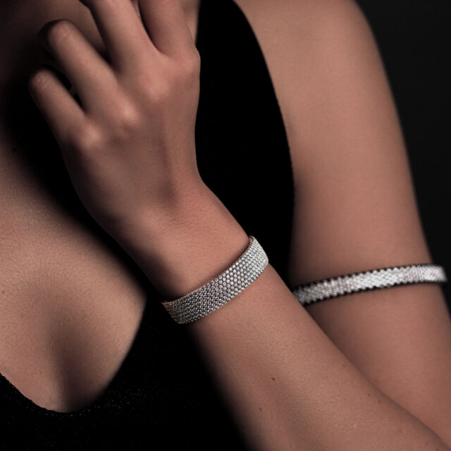JuwelierRicharz_SerafinoConsoli_Armschmuck_1006x1006px